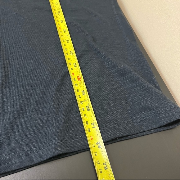 Fabletics Black Burnout Material T-Shirt - Picture 10 of 10